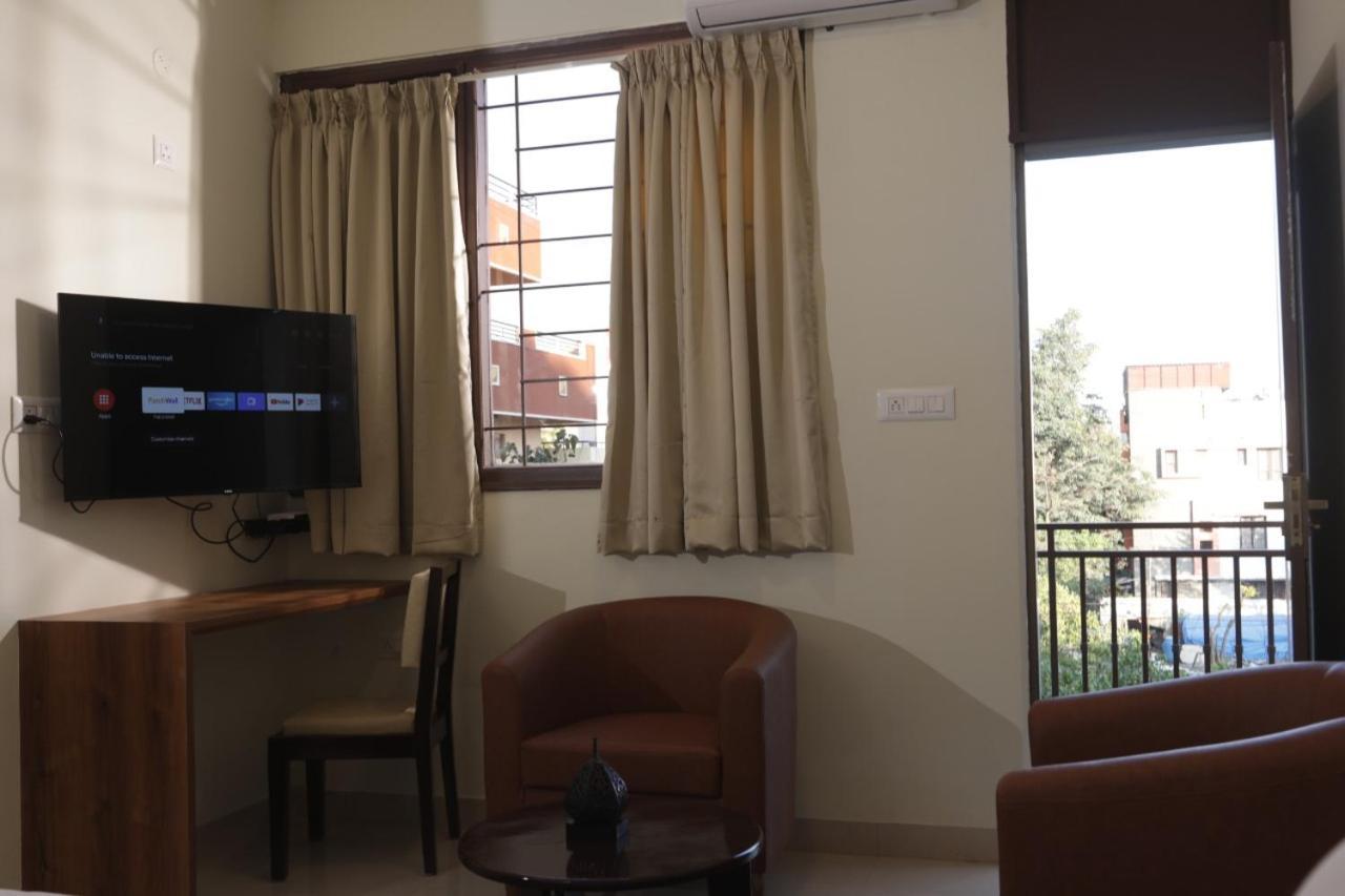 Elysian Grand Hotel Bangalore Exteriör bild